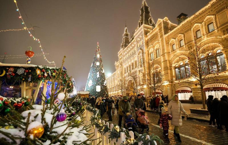 Новогодние праздники в России в 2023 году продлятся с 31 декабря по 8 января