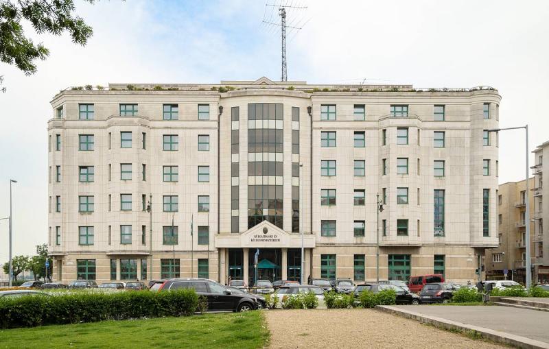 Венгрия не будет вводить какие-либо ограничения на выдачу виз гражданам РФ