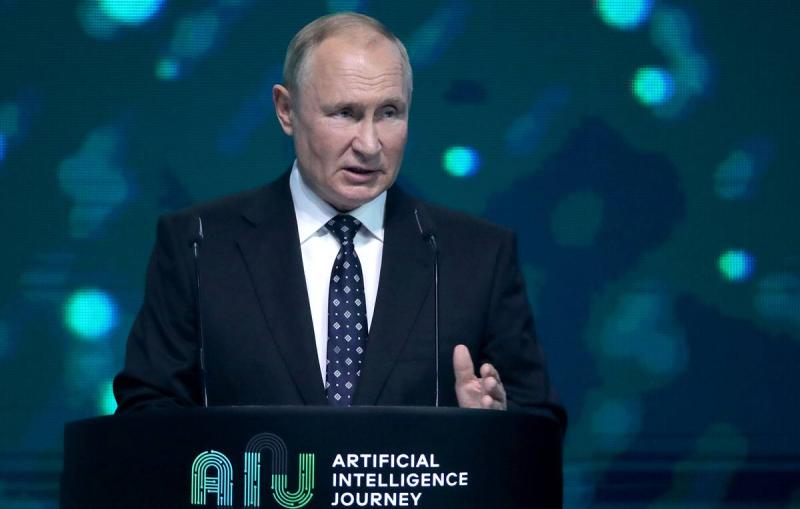 Путин призвал наращивать усилия по развитию искусственного интеллекта в России