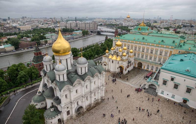 Коррупция на Украине выгодна и Киеву, и Западу. Мнение