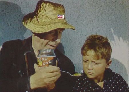 Спецслужбы США призывают российских дипломатов в Вашингтоне предать Родину