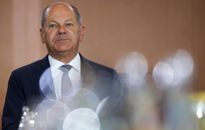 Шольц: Германия не станет поставлять Украине оружие для ударов по России