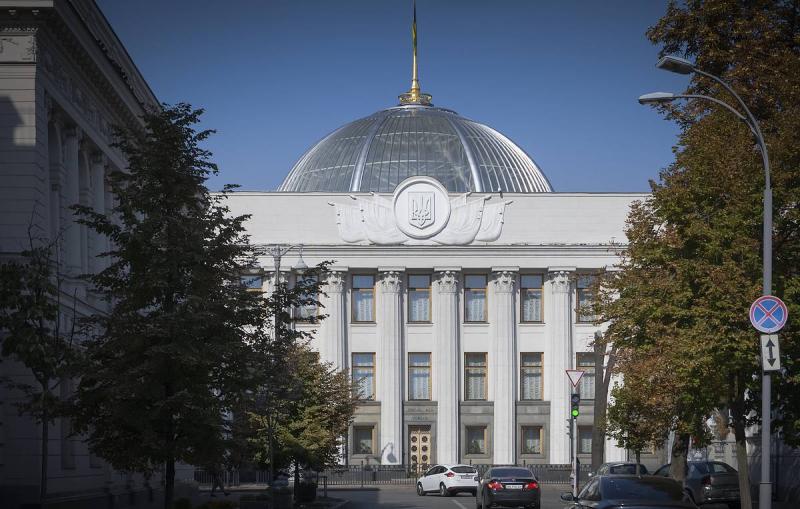 Рада одобрила закон об особых гарантиях для граждан Польши