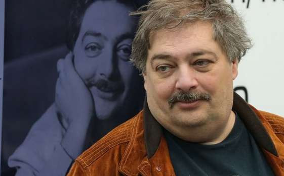 Минюст внес в реестр СМИ-иноагентов писателя Быкова, журналистов Алешковского и Альбац