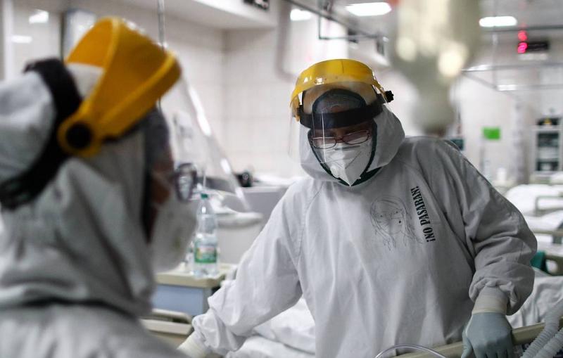 В России число выявленных случаев заражения коронавирусом за сутки возросло на 3 801