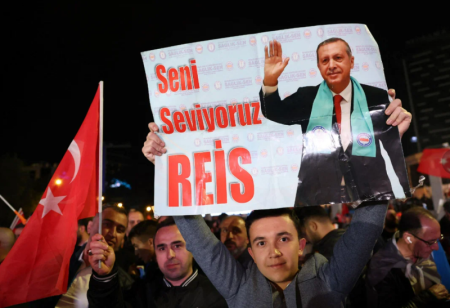 Турция у политического водораздела