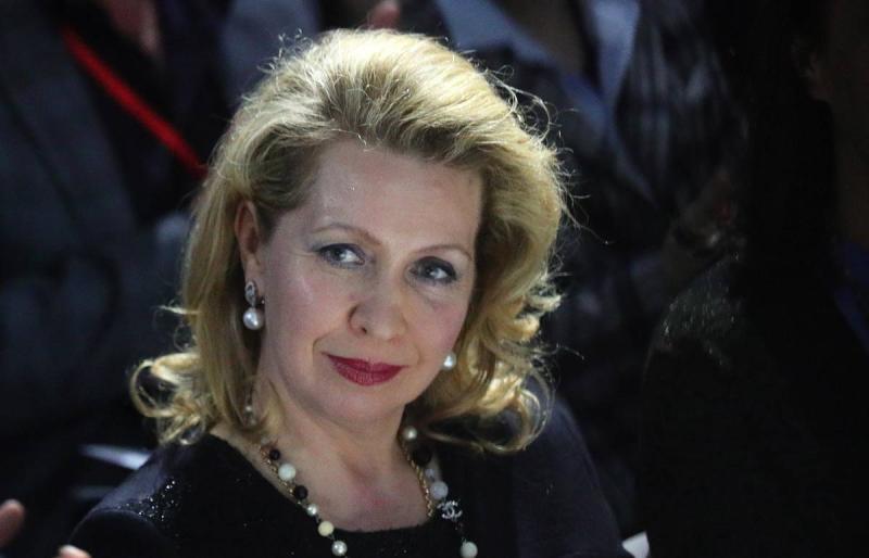 Путин наградил Светлану Медведеву знаком отличия 