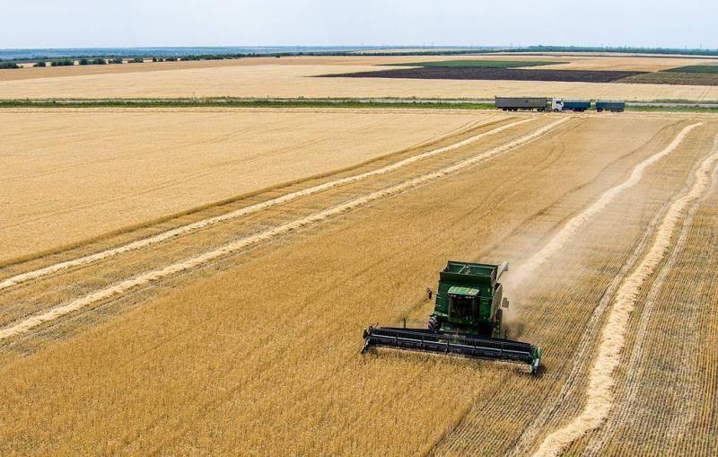 Press review: Why Moscow dumped grain deal and is Canada rethinking Russia asset freeze