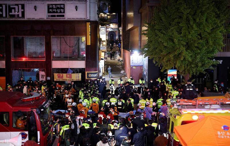 Число погибших в результате давки в Сеуле увеличилось до 155