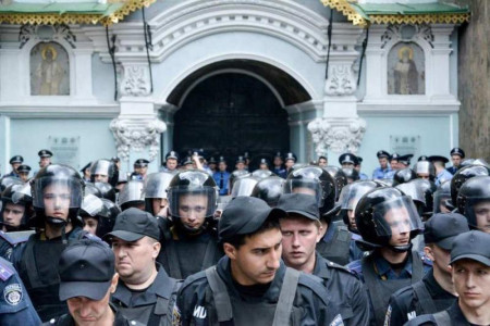 Украина уничтожает каноническое православие