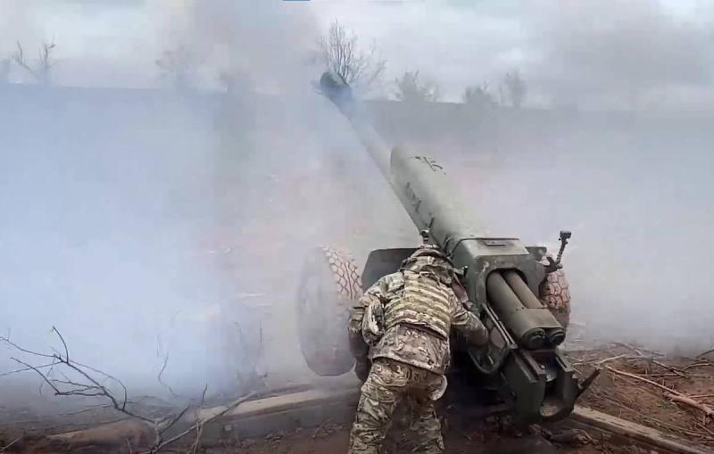 Введение воинской повинности в ФРГ будет играть против Мерца. Мнение