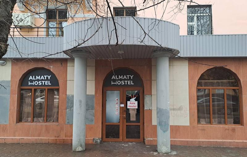 Задержан арендатор хостела в Алма-Ате, где при пожаре погибли 13 человек