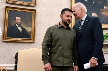 Визит Зеленского в США:  Украину лишают американских денег