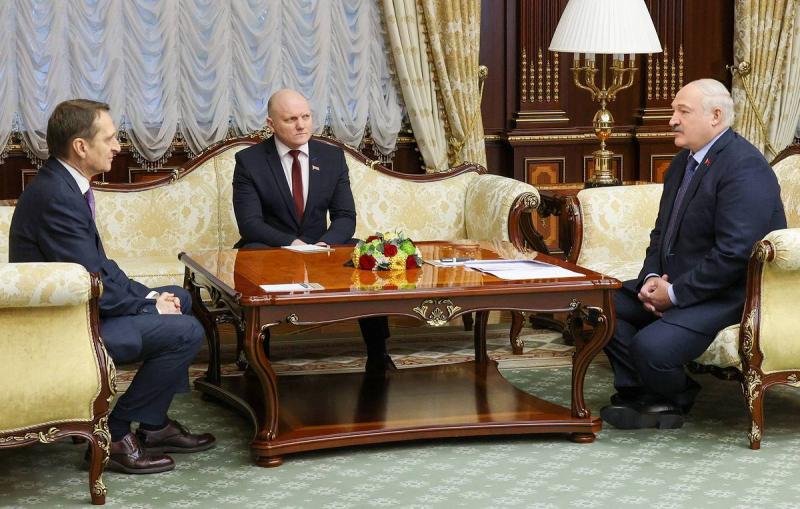 КГБ Белоруссии фиксирует лагеря подготовки боевиков в Польше, Чехии и Прибалтике