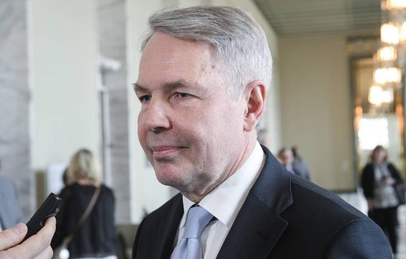 Угрозы Трампа поддержать гигантские санкции против КНР и Индии – признак бессилия США