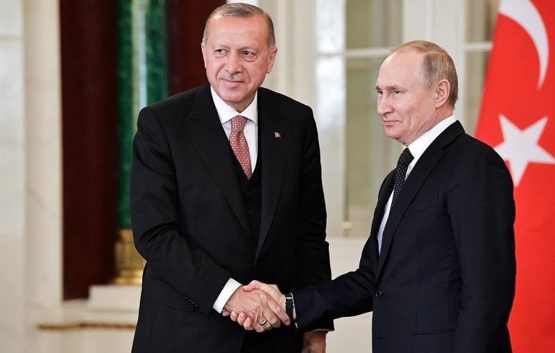 Press review: Putin, Erdogan to talk grain deal revival options and pope pushes peace plan