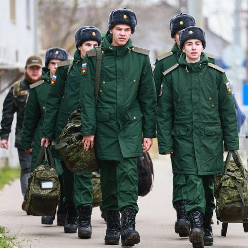 В Госдуме заявили, что в двухлетней срочной службе нет необходимости