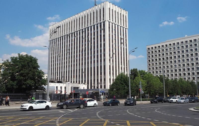 Минюст включил в реестр иноагентов Албурова, Певчих, Максакову