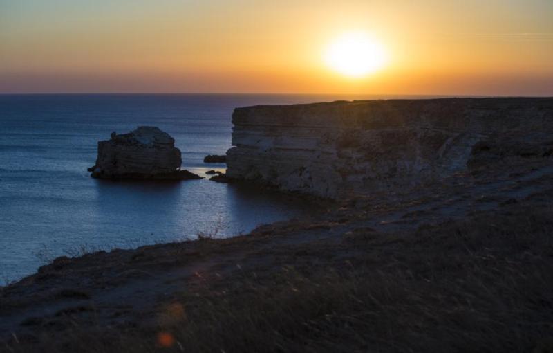 Аксенов сообщил об обнаружении тела украинского диверсанта в 5 км от места высадки
