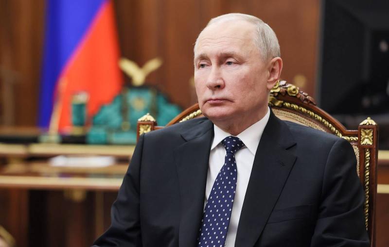 Песков: номинация Time не имеет для Путина особого значения