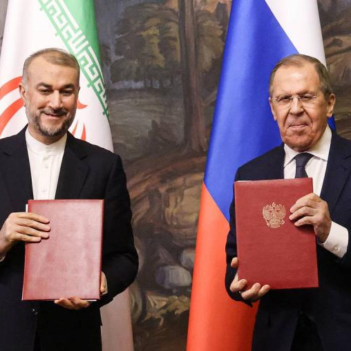 Главы МИД России и Ирана подписали декларацию по противодействию односторонним санкциям