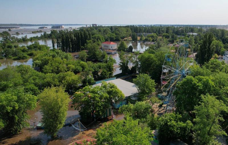 Введение воинской повинности в ФРГ будет играть против Мерца. Мнение