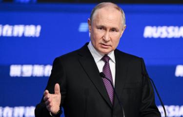 Путин уверен, что никто не сможет помешать развитию России