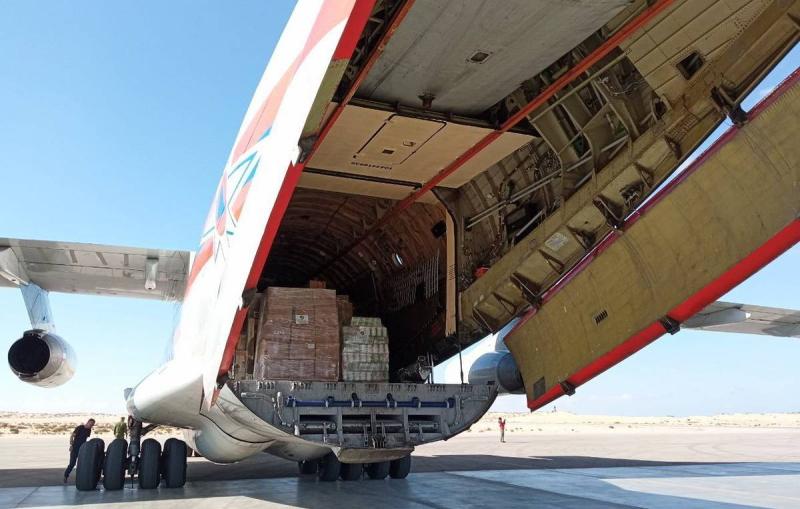 МЧС доставит свыше 20 тонн гуманитарной помощи жителям сектора Газа