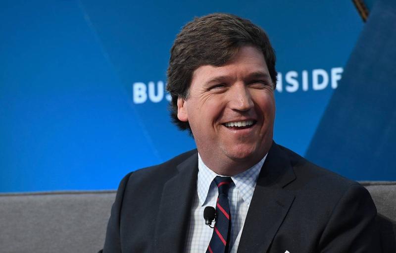 Экс-ведущий Fox News заявил о перезапуске своего шоу в Twitter