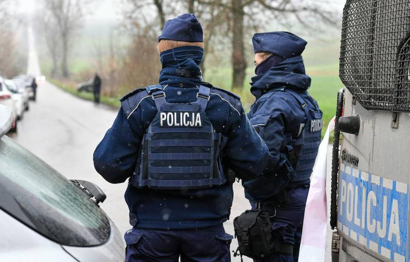 Введение воинской повинности в ФРГ будет играть против Мерца. Мнение