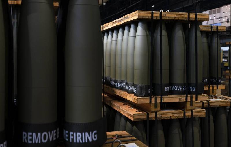 Bloomberg: Евросоюз не сможет выполнить обещания по поставкам 1 млн снарядов Киеву