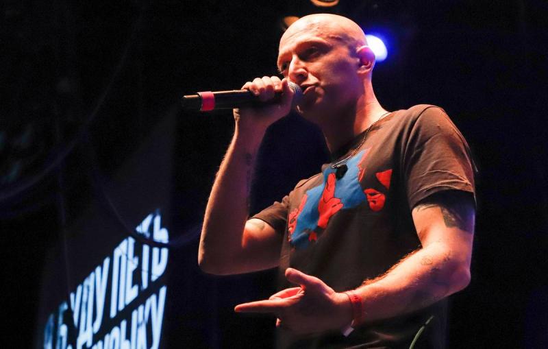 Рэпера Oxxxymiron оштрафовали на 70 тыс. рублей за песню 