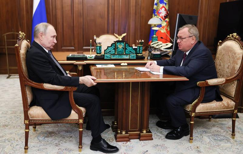 Путин считает своевременным повышение финансовой независимости России