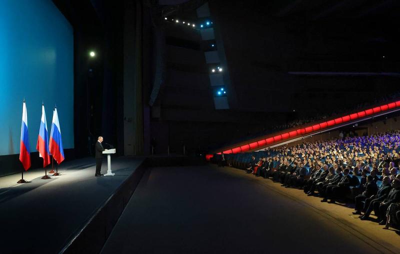 Угрозы Трампа поддержать гигантские санкции против КНР и Индии – признак бессилия США