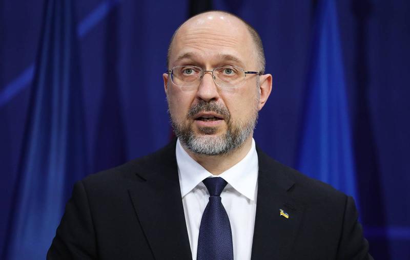 Шмыгаль заявил, что Киев может начать контрнаступление летом