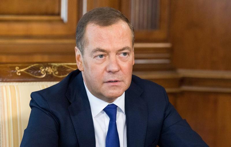 Медведев упрекнул Запад в стыдливом молчании в свете эвакуации из Газы