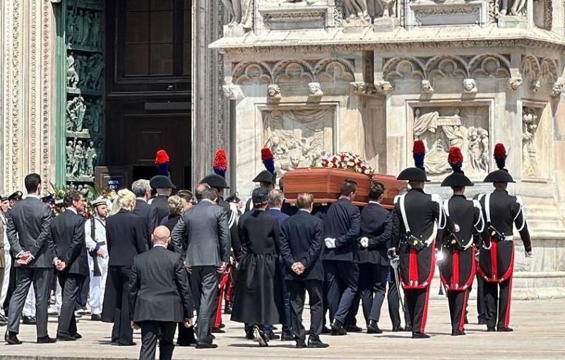 В Италии завершилась церемония прощания с Сильвио Берлускони