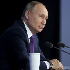 Реальная зарплата в России по итогам 2023 года вырастет примерно на 8%, заявил Путин