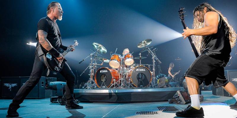 СМИ: рок-группа Metallica купила завод по производству виниловых пластинок