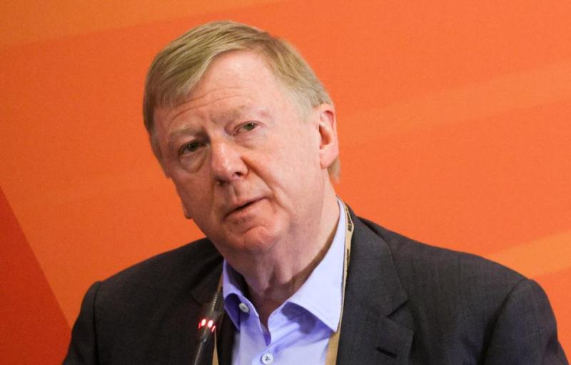 СМИ: Чубайс и его супруга запросили в Израиле постоянные документы