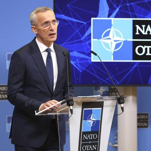 Germany’s defense chief says NATO may remove some hurdles on Kiev’s way to membership