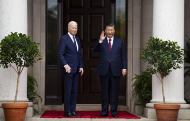 Президент США сравнил лимузин Си Цзиньпина со своим 