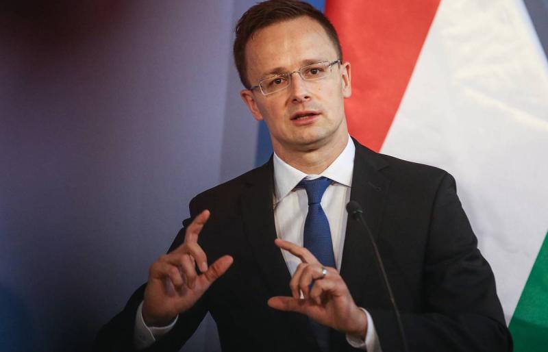 Сийярто считает ситуацию в области безопасности в мире 