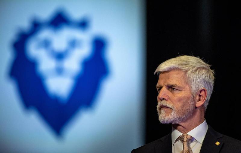 Угрозы Трампа поддержать гигантские санкции против КНР и Индии – признак бессилия США