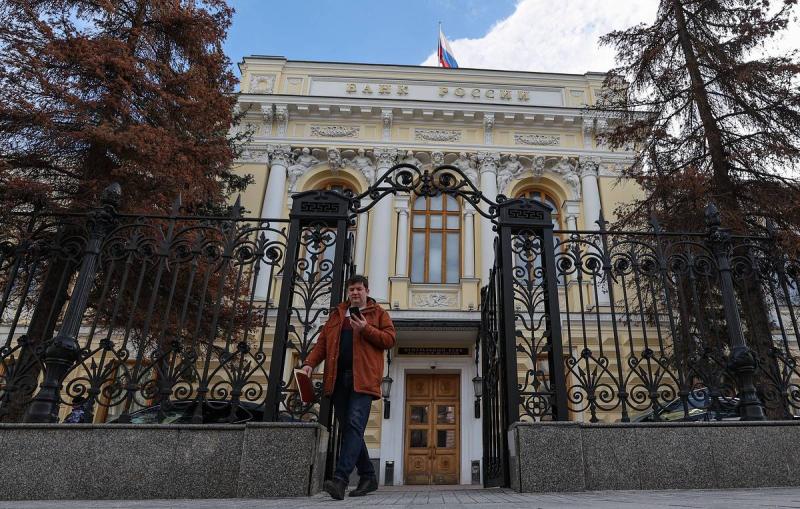 Банк России установит лимит для пополнения кошелька с цифровыми рублями