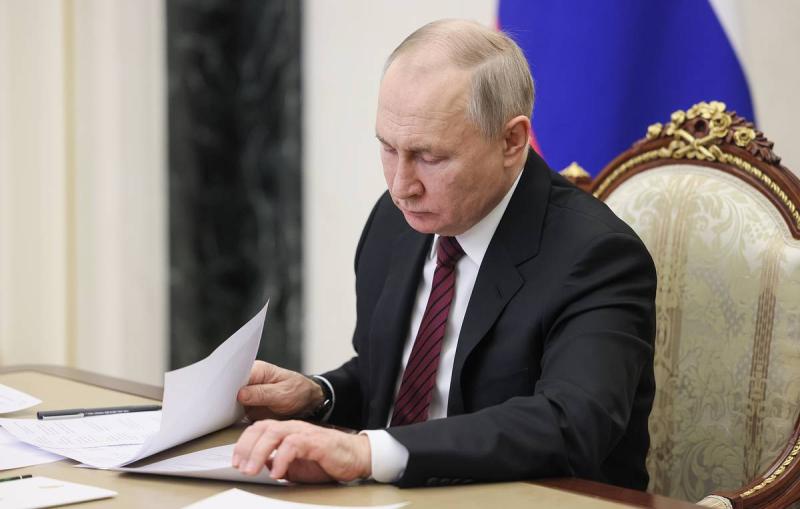 Песков: РФ и США не обсуждают новаций в украинском урегулировании