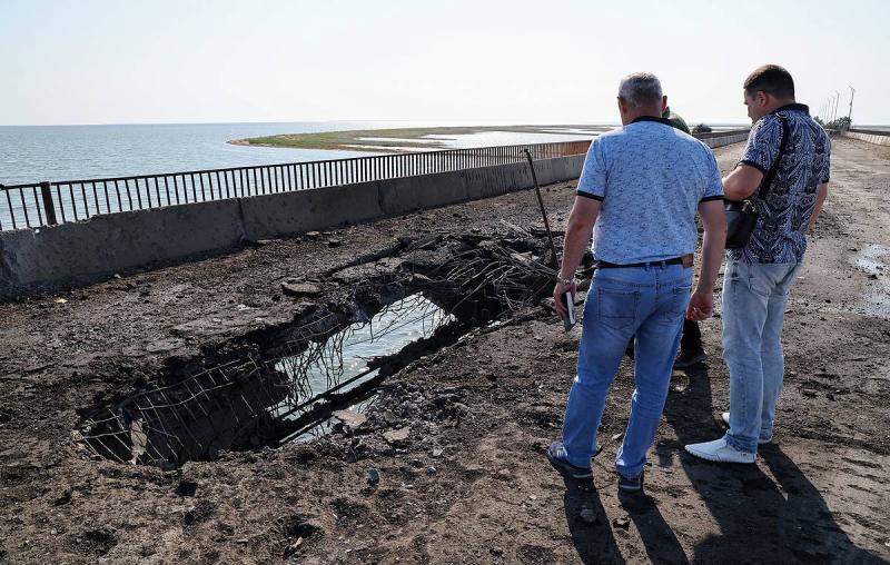 Сальдо заявил об обстреле ВСУ мостов на границе между Херсонщиной и Крымом