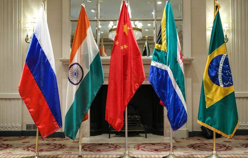 Lavrov arrives at BRICS Summit in South Africa