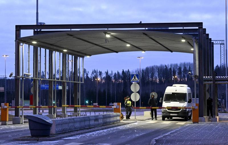 В Финляндии решили закрыть три КПП на границе с Россией