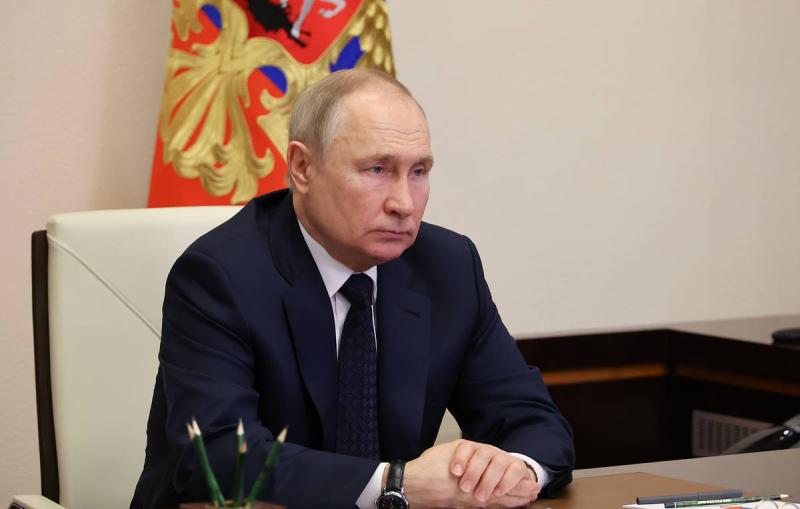 Путин уверен, что ЕАЭС имеет все возможности, чтобы стать одним из мощных полюсов многополярного мира